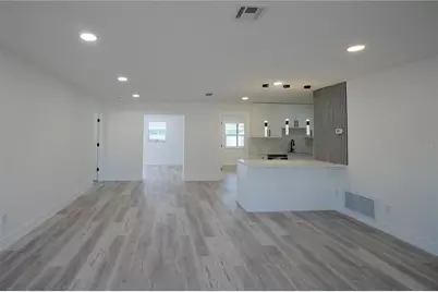 1461 Royal Road, Venice, FL 34293 - Photo 10