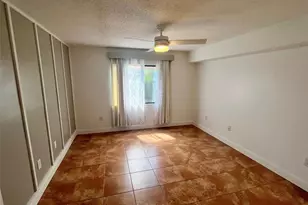 5769 Gardens Dr, Sarasota, FL 34243 - Photo 12