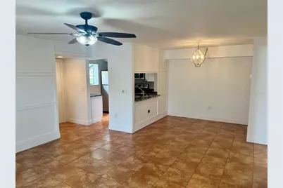 5769 Gardens Drive, Sarasota, FL 34243 - Photo 4