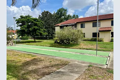 5769 Gardens Drive, Sarasota, FL 34243 - Photo 20