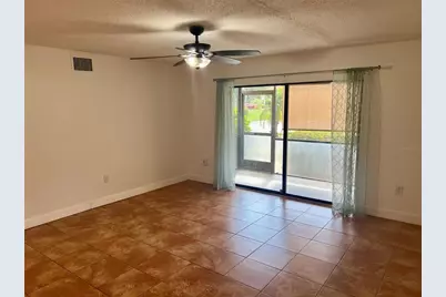 5769 Gardens Drive, Sarasota, FL 34243 - Photo 4