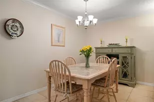 1554 Tallywood Dr, Sarasota, FL 34237 - Photo 12