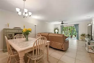 1554 Tallywood Dr, Sarasota, FL 34237 - Photo 10