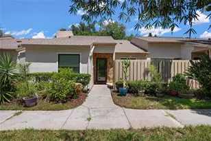 1554 Tallywood Dr, Sarasota, FL 34237 - Photo 2