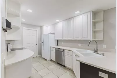 1648 Napoli Drive W, Sarasota, FL 34232 - Photo 8