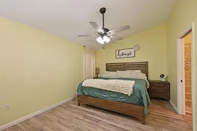 4427 Murfield Drive E, Bradenton, FL 34203 - Photo 12