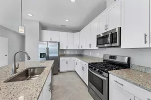 5127 Coral Reef Wy, Bradenton, FL 34211 - Photo 4
