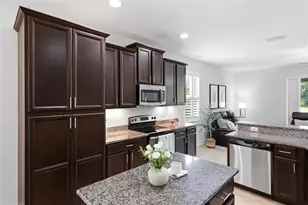 2199 Terracina Dr, Venice, FL 34292 - Photo 18