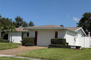 3190 Regatta Cir, Sarasota, FL 34231 - Photo 10