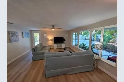 63 Oakwood Drive, Dunedin, FL 34698 - Photo 16