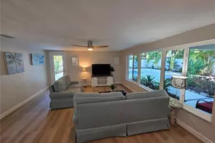 63 Oakwood Dr, Dunedin, FL 34698 - Photo 16
