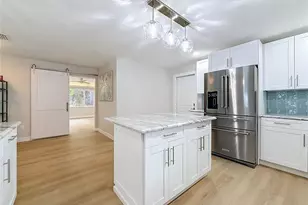 63 Oakwood Dr, Dunedin, FL 34698 - Photo 22