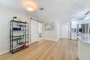 63 Oakwood Dr, Dunedin, FL 34698 - Photo 14