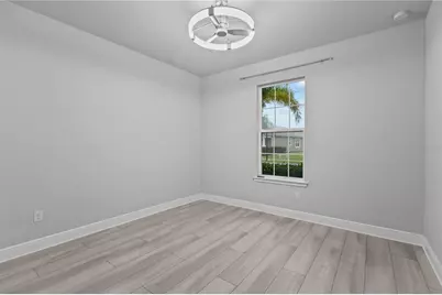 8712 Bay Meadow Drive, Sarasota, FL 34238 - Photo 18