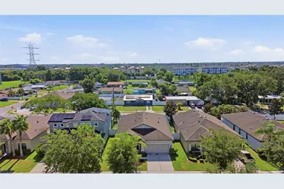 4738 Woods Landing Lane, Tampa, FL 33619 - Photo 8
