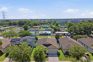 4738 Woods Landing Ln, Tampa, FL 33619 - Photo 8