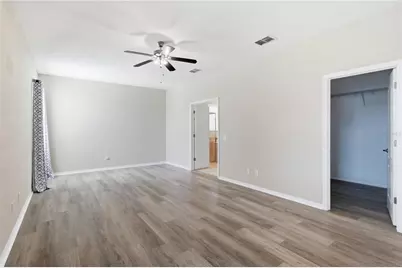 4738 Woods Landing Lane, Tampa, FL 33619 - Photo 32