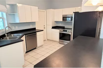 2354 Tami Sola Street, Sarasota, FL 34237 - Photo 4