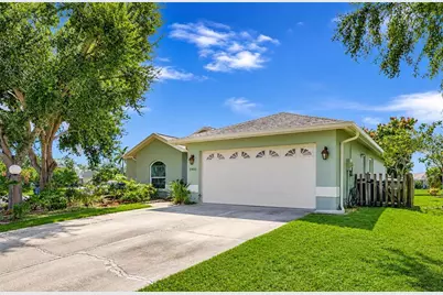2405 Icecapade Drive, Sarasota, FL 34240 - Photo 2