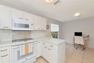 2405 Icecapade Dr, Sarasota, FL 34240 - Photo 16