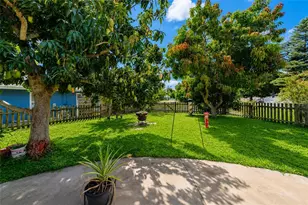 2405 Icecapade Dr, Sarasota, FL 34240 - Photo 42