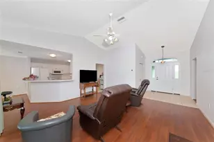2405 Icecapade Dr, Sarasota, FL 34240 - Photo 8