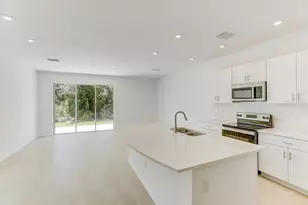 8449 Lunar Skye St, Sarasota, FL 34241 - Photo 10