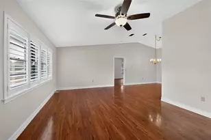 212 68th St NW, Bradenton, FL 34209 - Photo 4