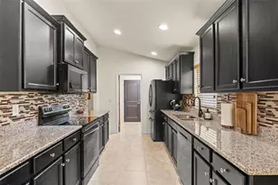 8923 49th Ave E, Palmetto, FL 34221 - Photo 16