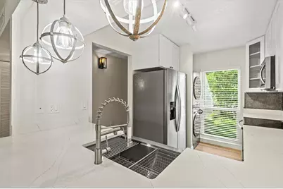 3053 Taywood Meadows #3, Sarasota, FL 34235 - Photo 10