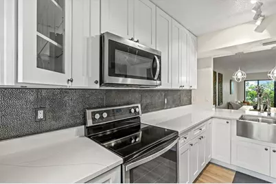 3053 Taywood Meadows #3, Sarasota, FL 34235 - Photo 14