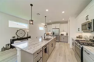 1047 Waterline Ct, Sarasota, FL 34240 - Photo 12