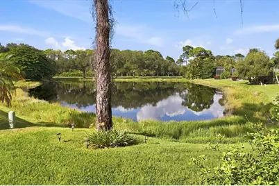 8945 Whitemarsh Avenue, Sarasota, FL 34238 - Photo 2
