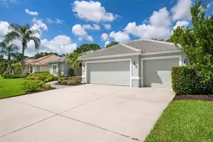 5249 Far Oak Cir, Sarasota, FL 34238 - Photo 2