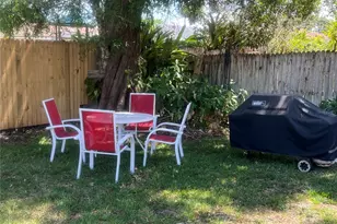 2425 Doud St, Sarasota, FL 34231 - Photo 22