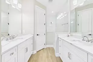 10012 Lake Wales Cir, Sarasota, FL 34241 - Photo 68