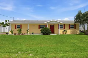 712 Poinsettia Ave, Ellenton, FL 34222 - Photo 1