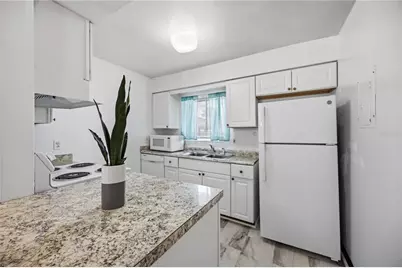 2752 Hidden Lake Boulevard #C, Sarasota, FL 34237 - Photo 10