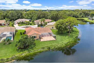 9539 Hawksmoor Lane, Sarasota, FL 34238 - Photo 10