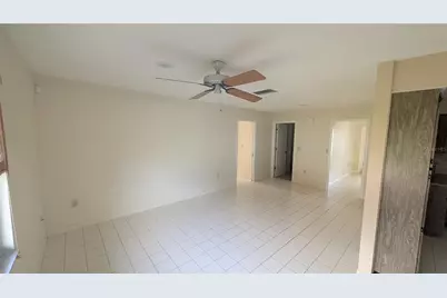 3720 Pin Oaks Street, Sarasota, FL 34232 - Photo 2