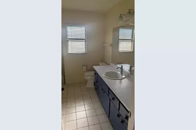 3720 Pin Oaks Street, Sarasota, FL 34232 - Photo 8