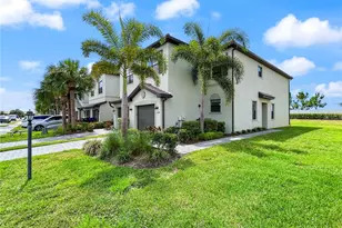 15148 Lyla Ter, Bradenton, FL 34211 - Photo 2