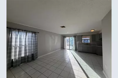 5219 31st Street Court E, Bradenton, FL 34203 - Photo 4