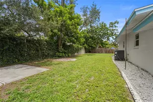 2709 Marlette St, Sarasota, FL 34231 - Photo 34