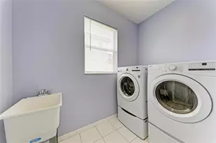 1656 Pinyon Pine Dr, Sarasota, FL 34240 - Photo 28