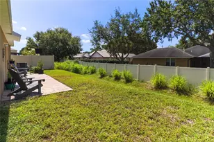 135 Cascade Bend Dr, Ruskin, FL 33570 - Photo 22