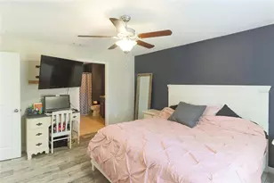 135 Cascade Bend Dr, Ruskin, FL 33570 - Photo 20
