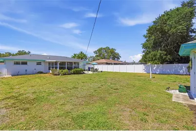 2101 Jo An Drive, Sarasota, FL 34231 - Photo 30
