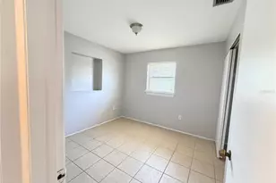3842 Hawkeye Cir, Sarasota, FL 34232 - Photo 8