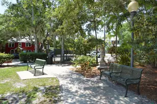 1685 Laurel St, Sarasota, FL 34236 - Photo 34